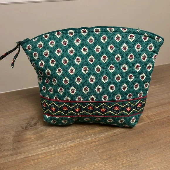 Vera Bradley Greenfield Large Cosmetic Case - Picture 6 of 6